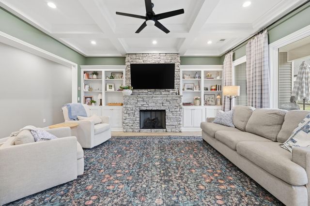 108 Tattersalls Drive, Nicholasville, KY 40356