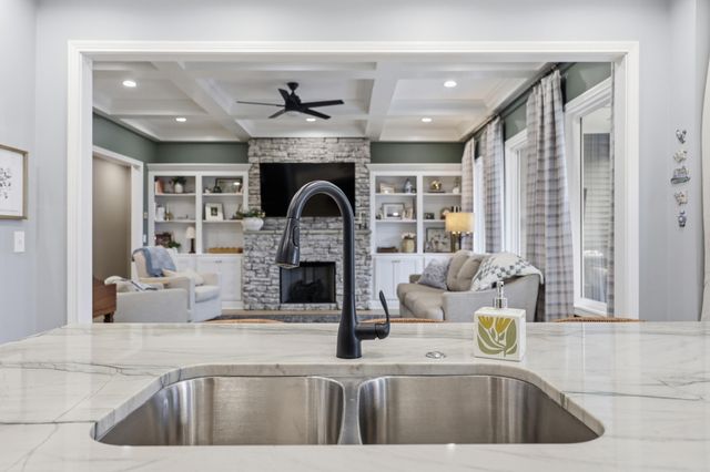 108 Tattersalls Drive, Nicholasville, KY 40356