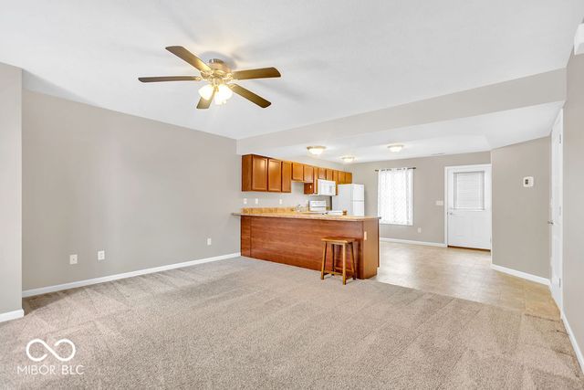 1250 W Adams Hill Circle APT 503, Bloomington, IN 47403