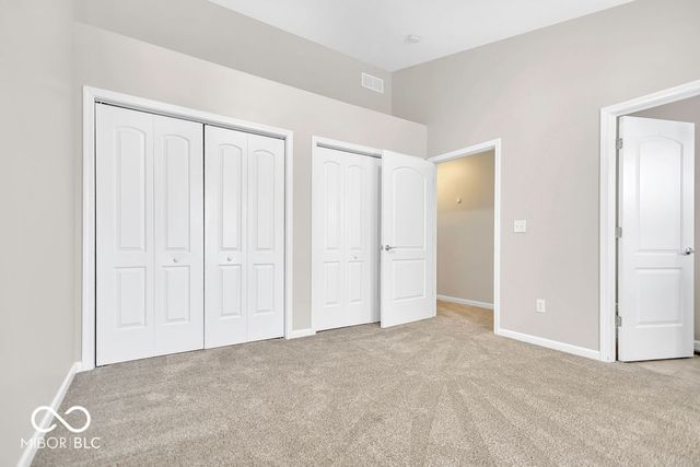 1250 W Adams Hill Circle APT 503, Bloomington, IN 47403