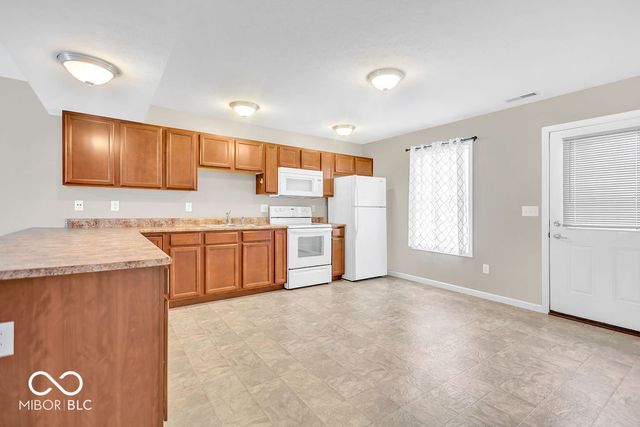 1250 W Adams Hill Circle APT 503, Bloomington, IN 47403