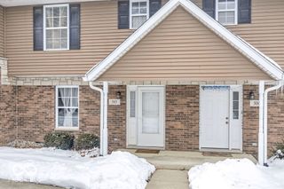 1250 W Adams Hill Circle APT 503, Bloomington, IN 47403