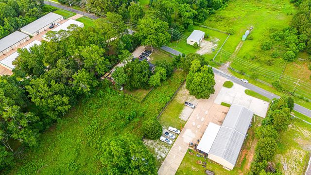 3414 Powell Road, Huntsville, TX 77340