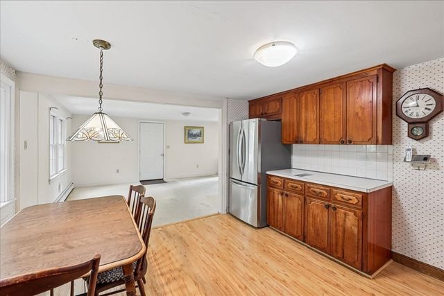 43 Chatham Rd, Norwood, MA 02062