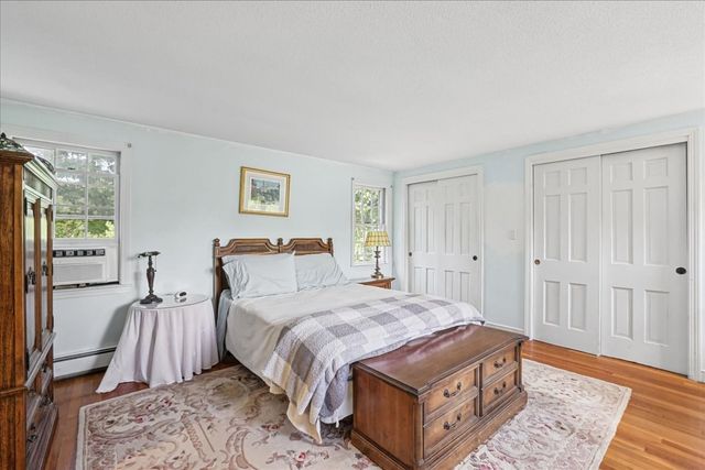 43 Chatham Rd, Norwood, MA 02062