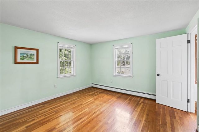 43 Chatham Rd, Norwood, MA 02062
