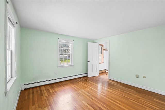 43 Chatham Rd, Norwood, MA 02062