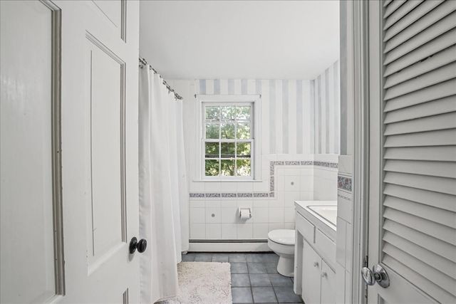 43 Chatham Rd, Norwood, MA 02062