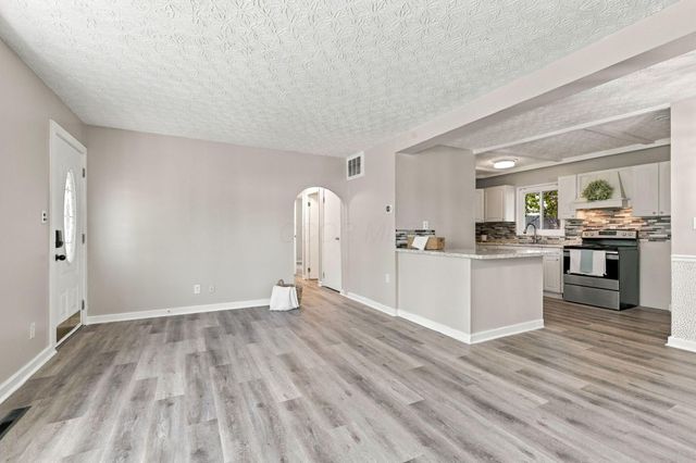 5404 Morning Drive, Hilliard, OH 43026