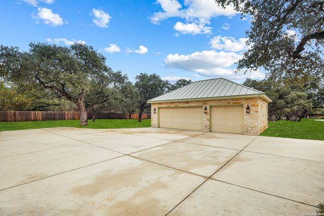 23328 Osceola Bluff, San Antonio, TX 78261