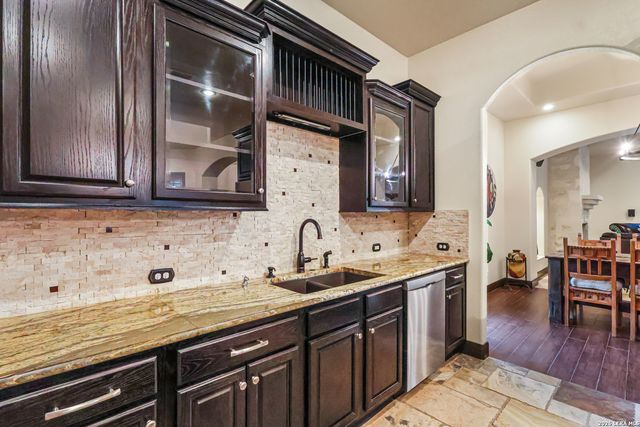 23328 Osceola Bluff, San Antonio, TX 78261
