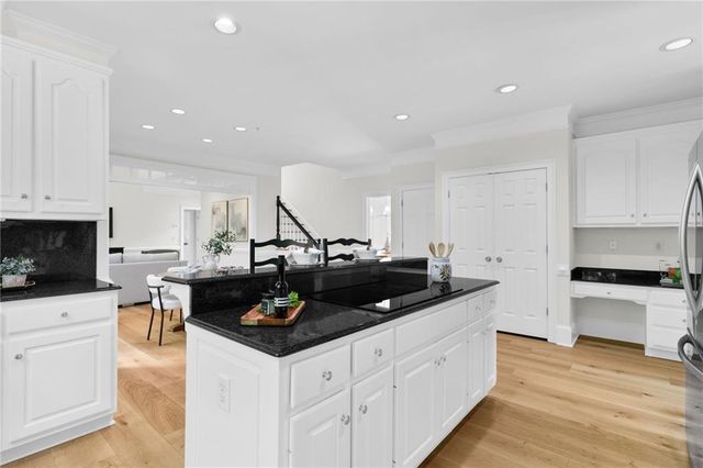 10645 Oxford Mill Circle, Alpharetta, GA 30022