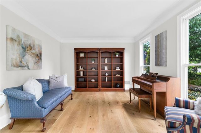 10645 Oxford Mill Circle, Alpharetta, GA 30022