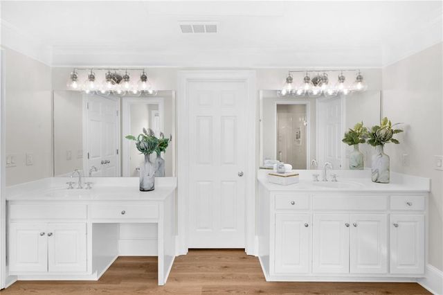 10645 Oxford Mill Circle, Alpharetta, GA 30022