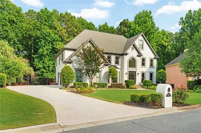 10645 Oxford Mill Circle, Alpharetta, GA 30022