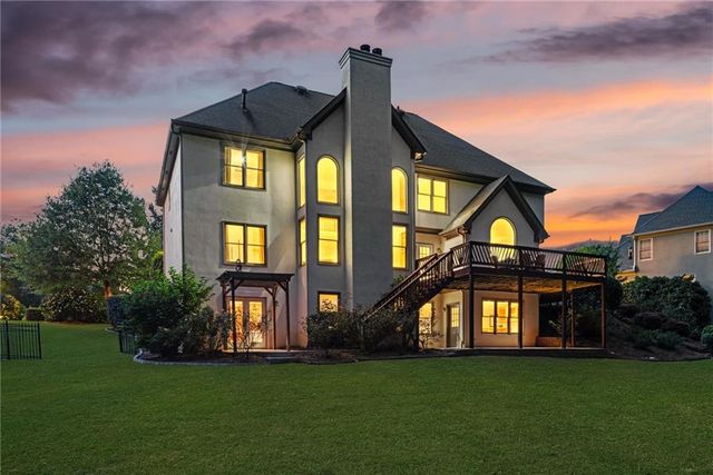 10645 Oxford Mill Circle, Alpharetta, GA 30022