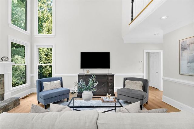 10645 Oxford Mill Circle, Alpharetta, GA 30022