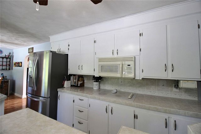 7 Nichols Lane, Westerly, RI 02891