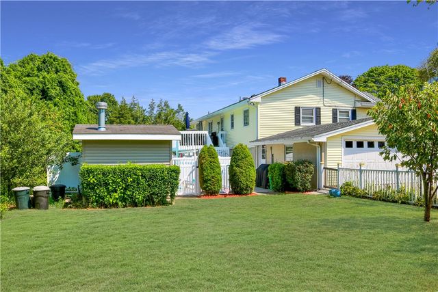 7 Nichols Lane, Westerly, RI 02891
