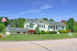 7 Nichols Lane, Westerly, RI 02891