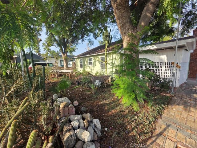 6825 Glacier Drive, Riverside, CA 92506