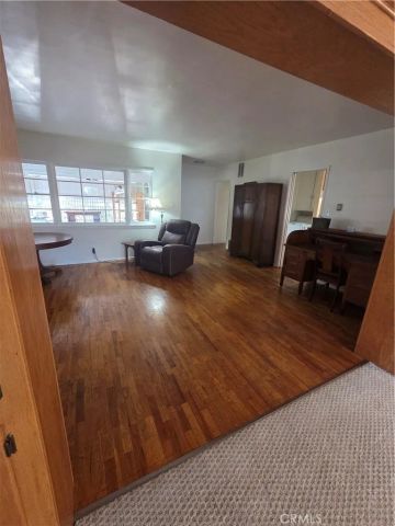 6825 Glacier Drive, Riverside, CA 92506