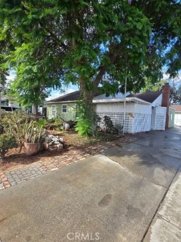 6825 Glacier Drive, Riverside, CA 92506