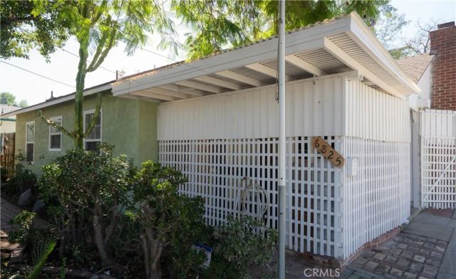6825 Glacier Drive, Riverside, CA 92506
