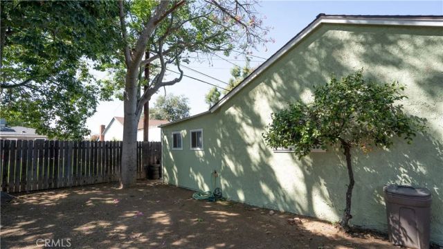 6825 Glacier Drive, Riverside, CA 92506