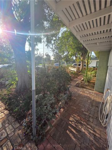 6825 Glacier Drive, Riverside, CA 92506