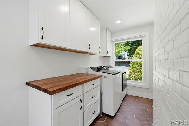 856 Fuhrmann Terrace, Kirkwood, MO 63122