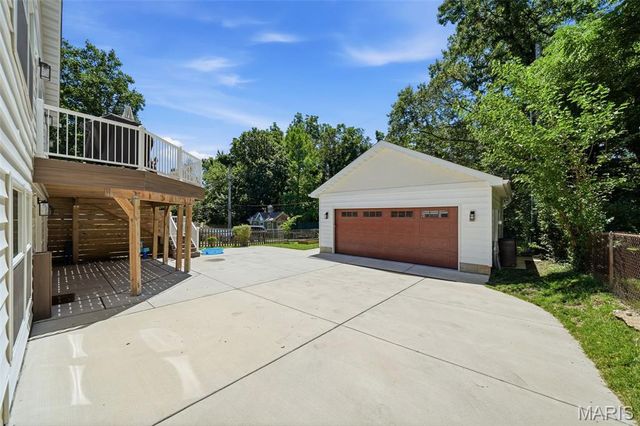 856 Fuhrmann Terrace, Kirkwood, MO 63122