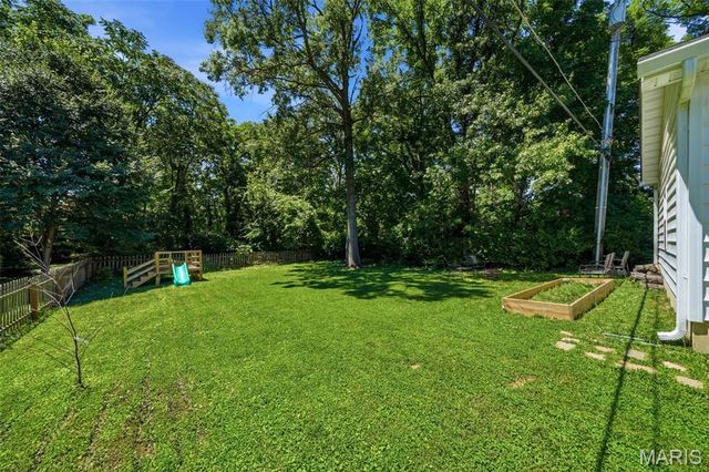 856 Fuhrmann Terrace, Kirkwood, MO 63122