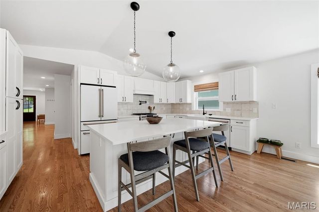 856 Fuhrmann Terrace, Kirkwood, MO 63122