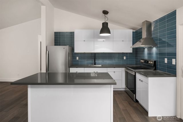 340 SE Clark Street, Issaquah, WA 98027