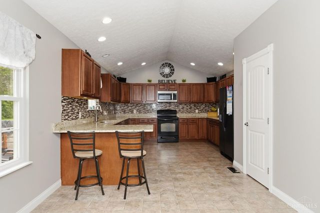 130 Willow Run Road, Mt Orab, OH 45154