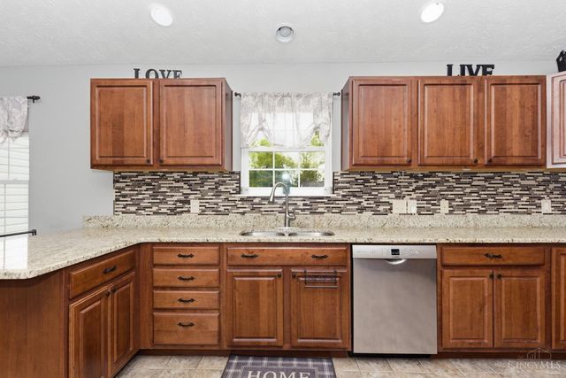 130 Willow Run Road, Mt Orab, OH 45154
