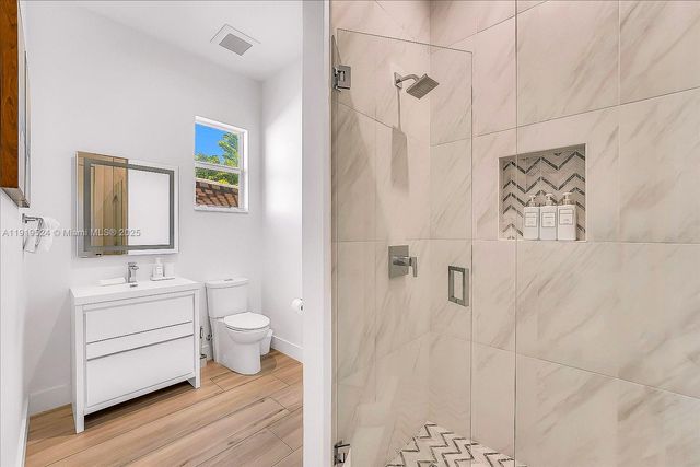 1522 NE 17th Way, Fort Lauderdale, FL 33304