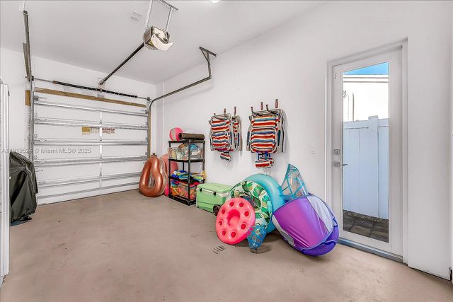 1522 NE 17th Way, Fort Lauderdale, FL 33304