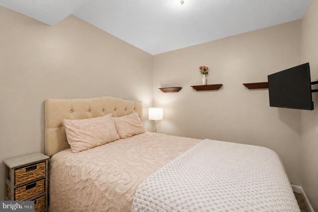 28 HIGH SPRUCE RD, Front Royal, VA 22630