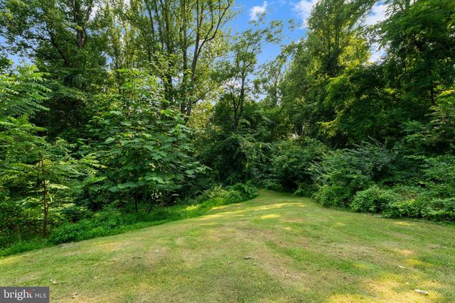 28 HIGH SPRUCE RD, Front Royal, VA 22630