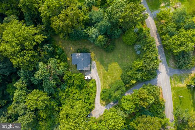 28 HIGH SPRUCE RD, Front Royal, VA 22630
