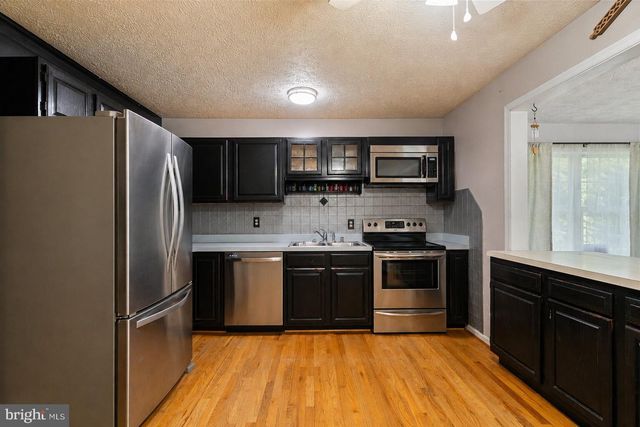 28 HIGH SPRUCE RD, Front Royal, VA 22630