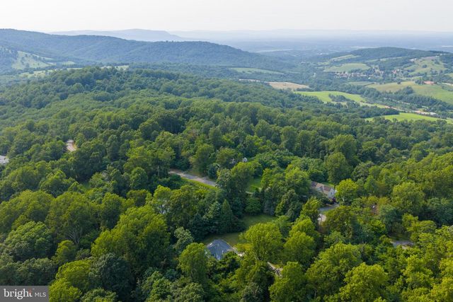 28 HIGH SPRUCE RD, Front Royal, VA 22630