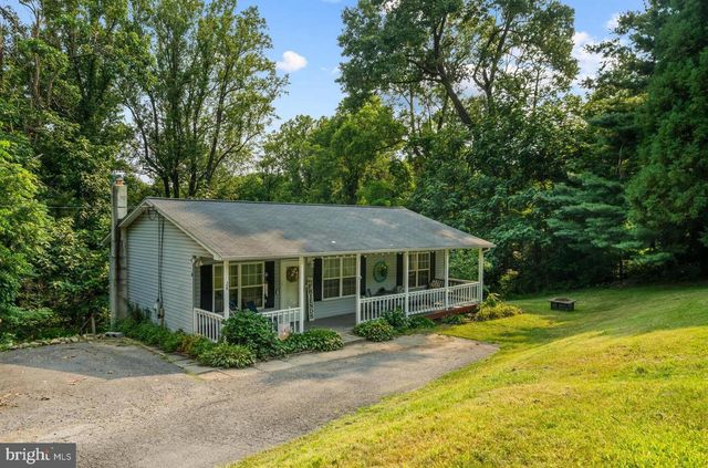 28 HIGH SPRUCE RD, Front Royal, VA 22630