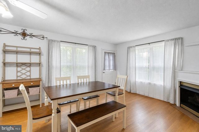 28 HIGH SPRUCE RD, Front Royal, VA 22630