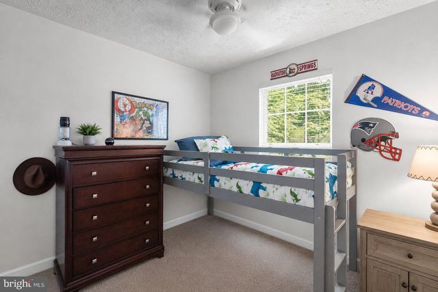28 HIGH SPRUCE RD, Front Royal, VA 22630