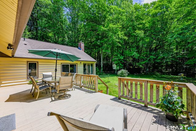 75 Brinsmade Road, Hamden, CT 06514