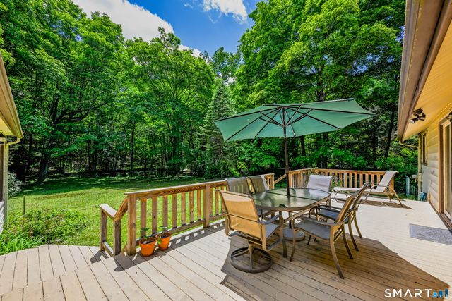 75 Brinsmade Road, Hamden, CT 06514