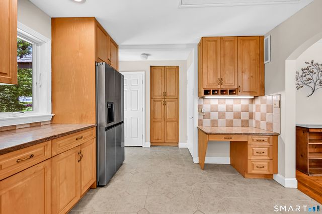 75 Brinsmade Road, Hamden, CT 06514